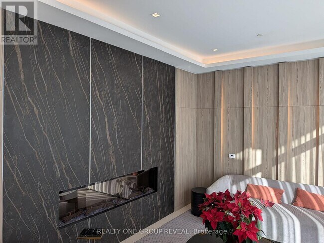 Photo du bâtiment - 1606 Charles St