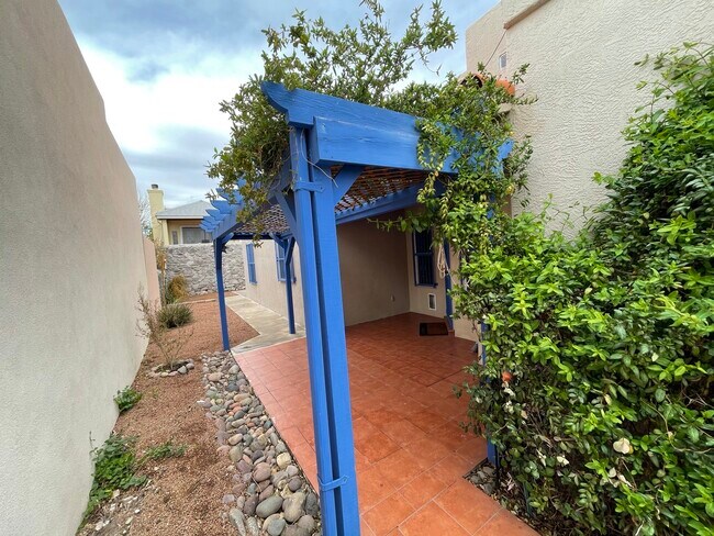 Foto del edificio - 3488 Northpointe Dr