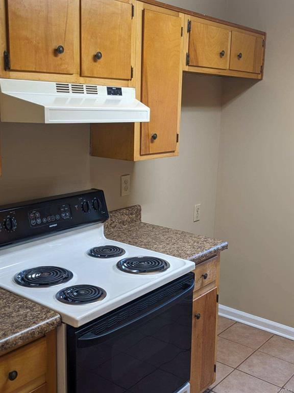 Foto del edificio - 3312 Royal Creek Rd