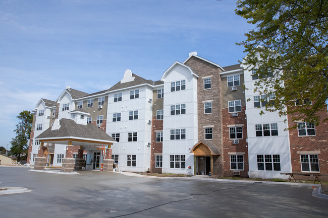 Regency Place Senior Living Apartments - Little Chute, WI | Apartments.com