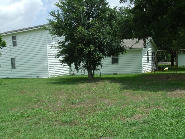 Building Photo - 3200 FM660