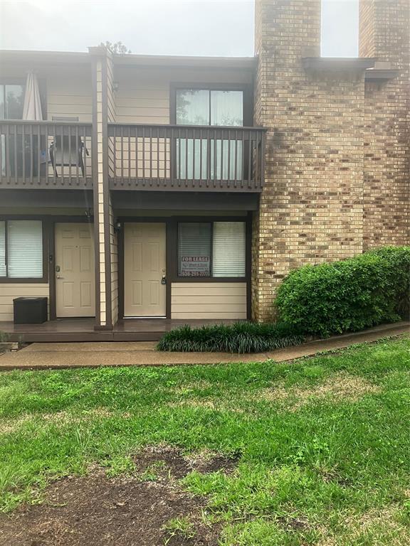 Foto principal - 2521 Crosstimbers St