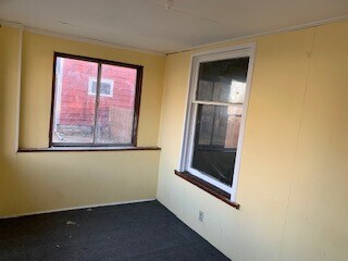 Building Photo - 121-123 Roswell St, Akron, Ohio 44305