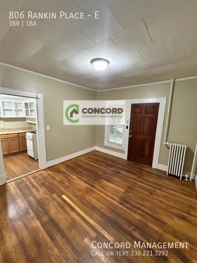 Foto del edificio - 806 Rankin Pl