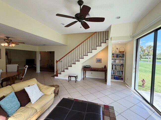 Foto del edificio - 2570 Shadybranch Dr