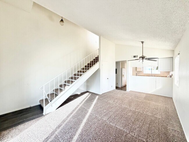 Foto del edificio - AVAILABLE NOW!! 2 Bedroom 2 Bathroom Condo in Rancho Mirage!