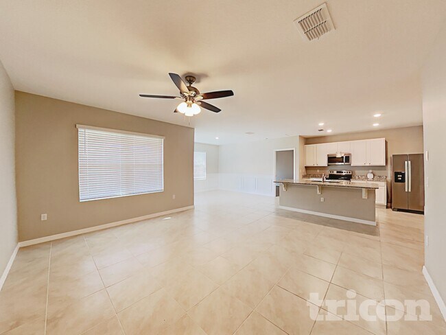 Foto del edificio - 3744 Moonflower Ln