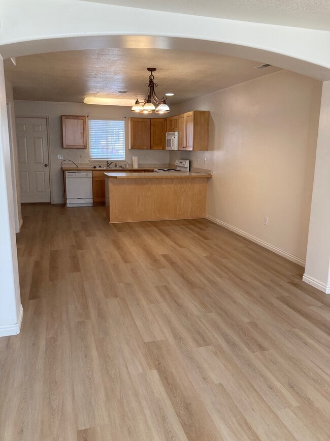 Building Photo - 1440 Cobblestone Ln