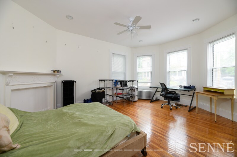 Foto principal - 19 Trowbridge St