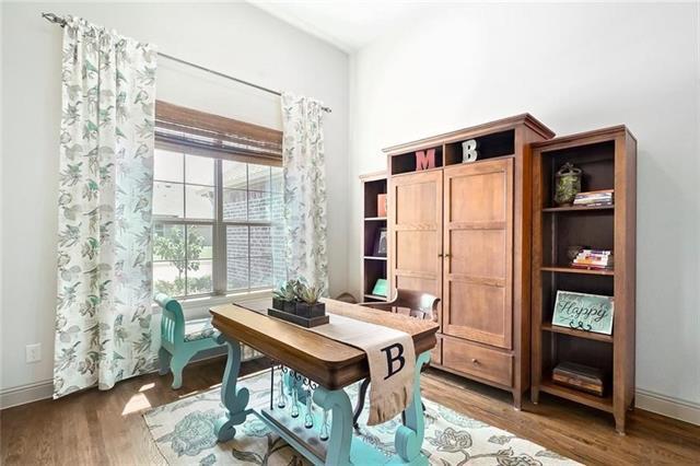 Building Photo - 1337 Palestine Dr