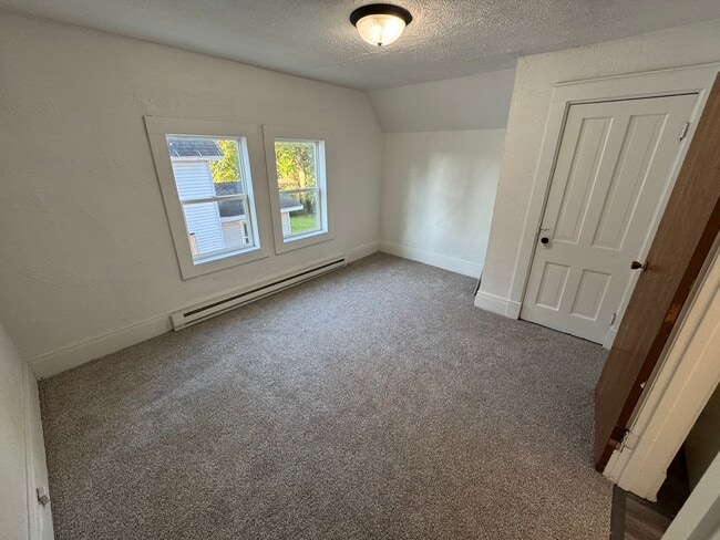 Bedroom - 934 N 5th St
