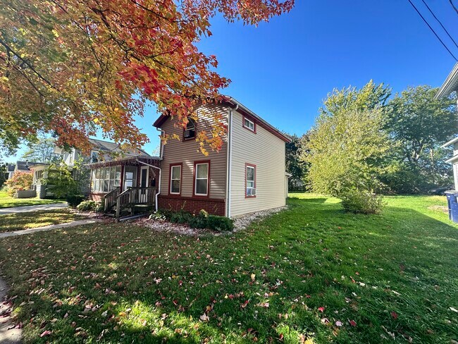 Foto del edificio - 318 S Locust St