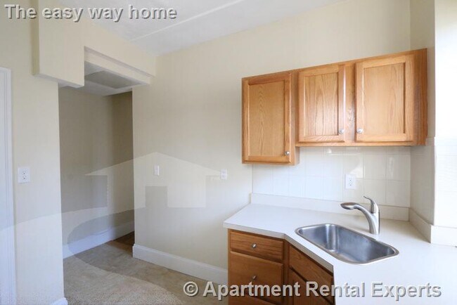 Building Photo - 77 Hancock St