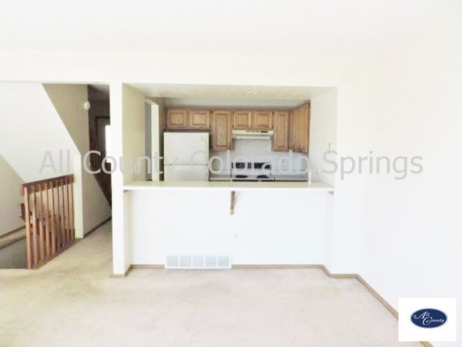 Building Photo - 4301 Hunting Meadows Cir