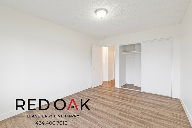 Foto del edificio - Wonderful Two Bedroom with Stainless Steel...