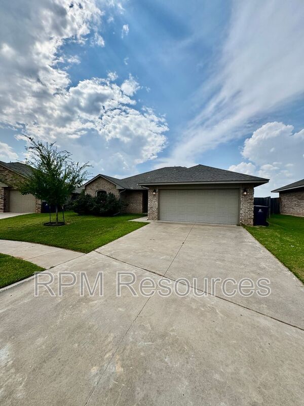 Photo - 1213 Hickory Creek Dr House