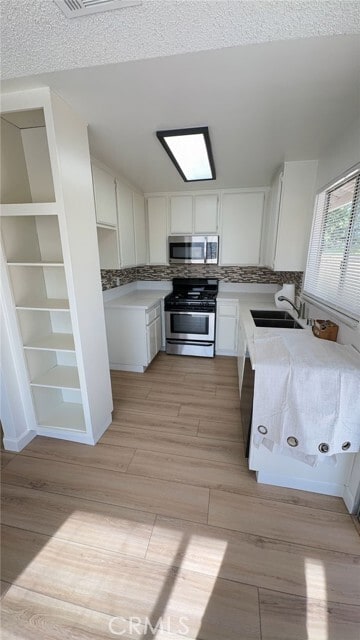 Building Photo - 26256 Sunnywood St