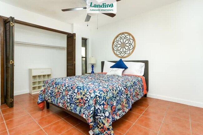 Foto del edificio - 100 Peaceful Ln