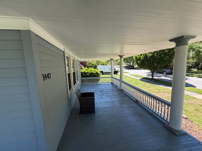 Building Photo - 1447 Elbur Ave