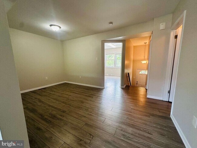 Foto del edificio - 1438 Boxwood Dr