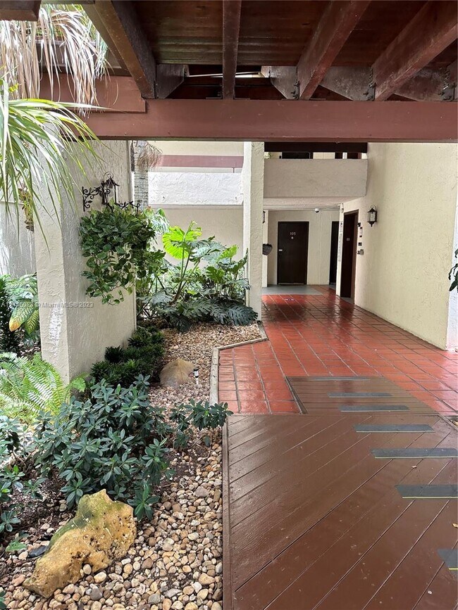 Foto del edificio - 9010 SW 125th Ave