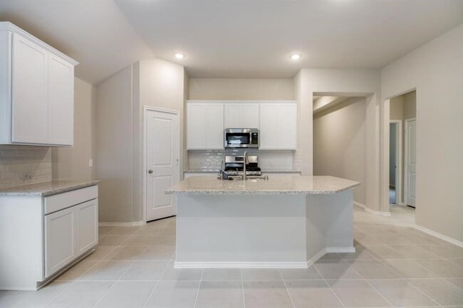 Building Photo - 10518 Cecilia Star Ln