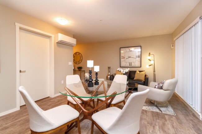 Building Photo - Belmont Place Apartments