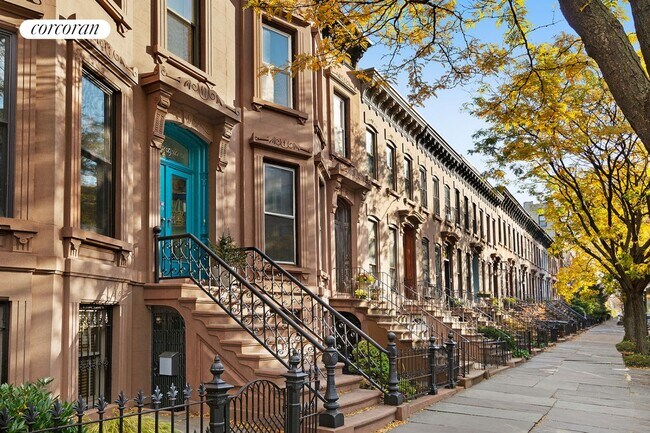 Building Photo - 149 St Marks Ave