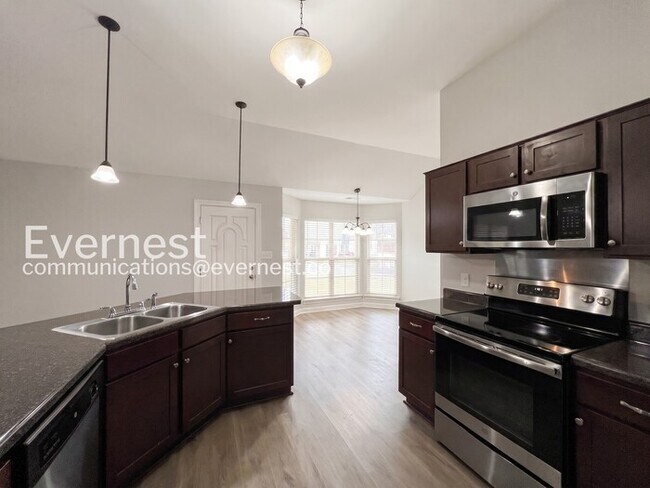 Foto del edificio - 8843 Smith Ranch Dr