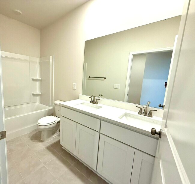 Foto del edificio - 9068 Malahide Ln