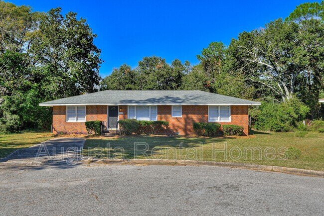 Foto del edificio - 2618 Providence Ct