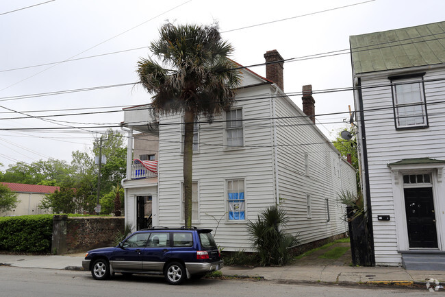 Building Photo - 147 St Philip St