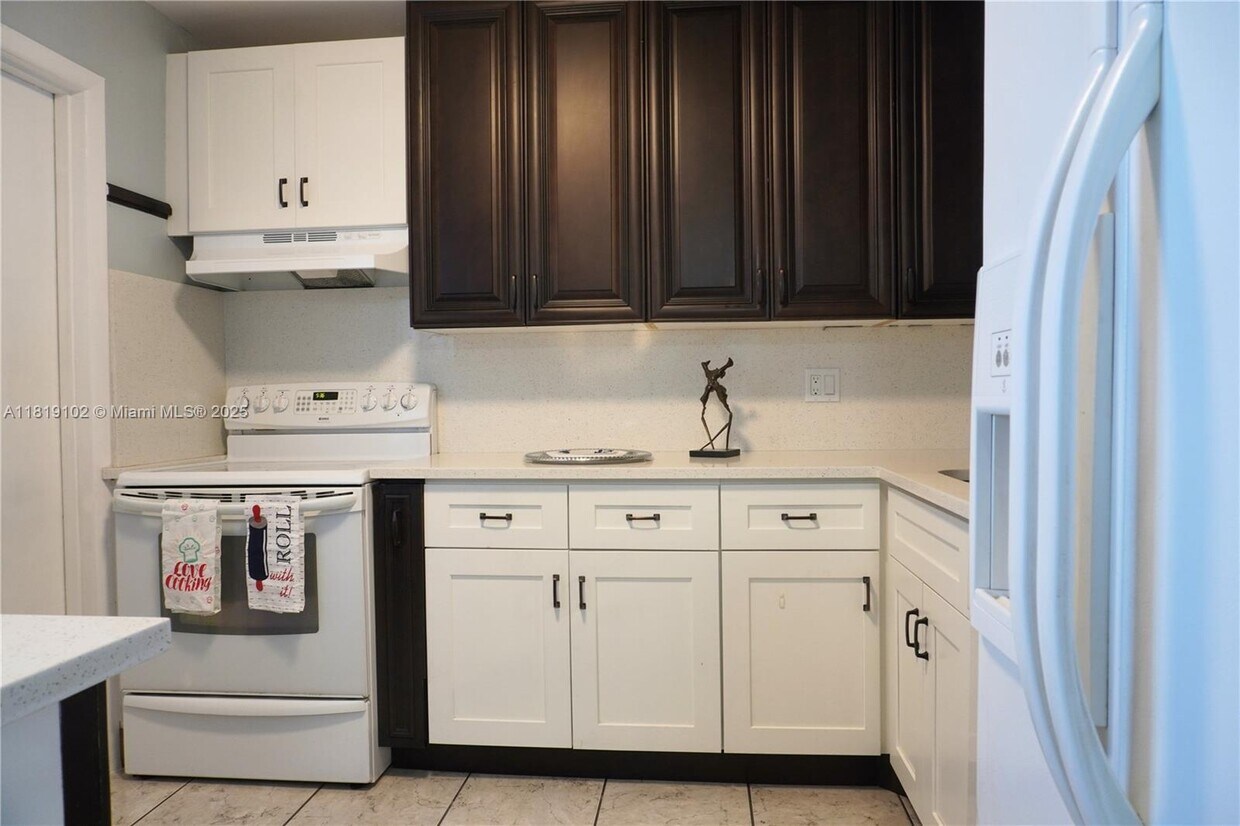 Foto principal - 4140 NW 44th Ave