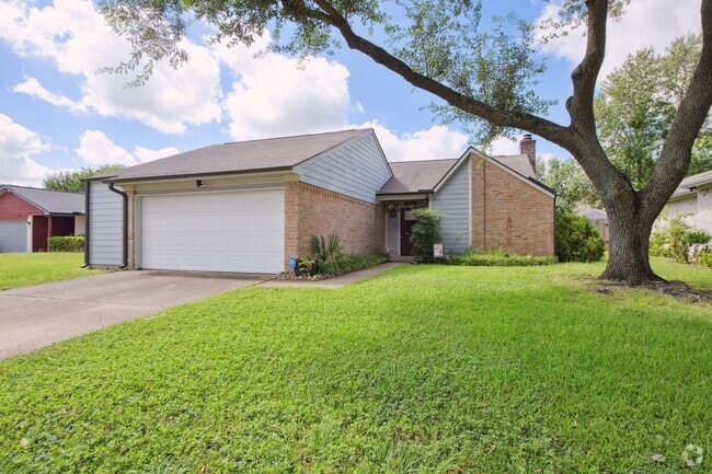 Building Photo - 10415 Eagle Glen Dr