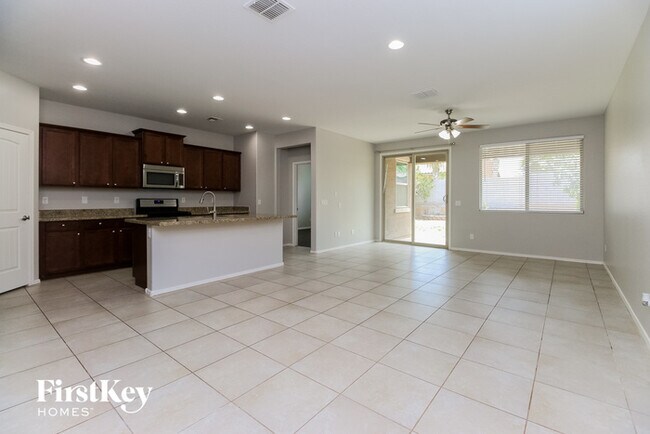 Building Photo - 2465 W Arroyo Way