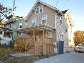 Building Photo - 1434 Newton St
