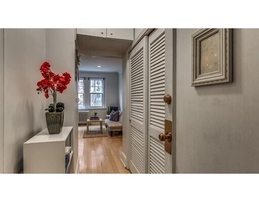 Building Photo - 56 Commonwealth Avenue