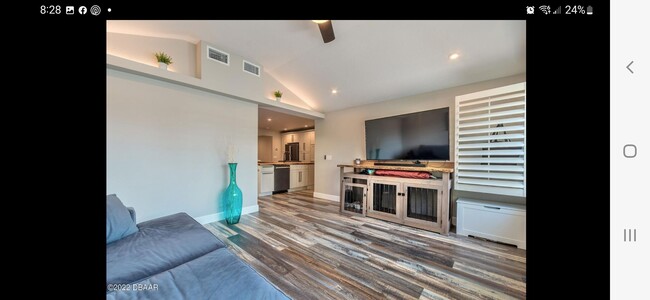 Living room - 501 Silver Beach Ave