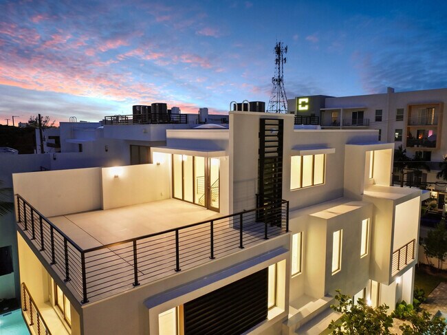 Foto del edificio - 204 Osceola Park Ln