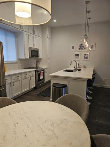 Foto del edificio - 6004 Hudson St