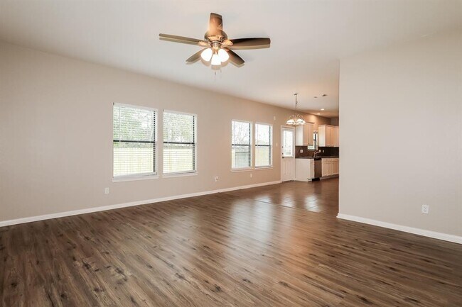 Building Photo - 18404 Sunrise Oaks Ct