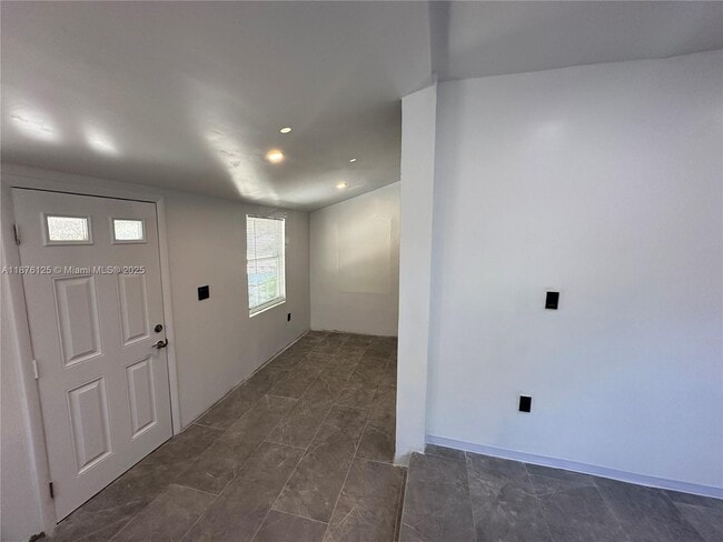 Building Photo - 288 NE 58th Terrace
