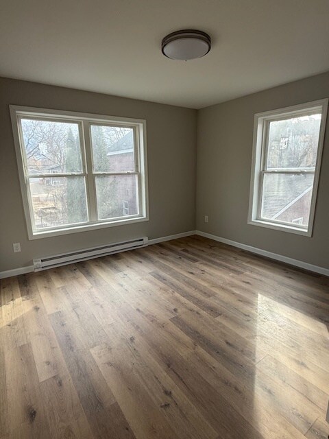 Foto del edificio - 1312 Grand St NE