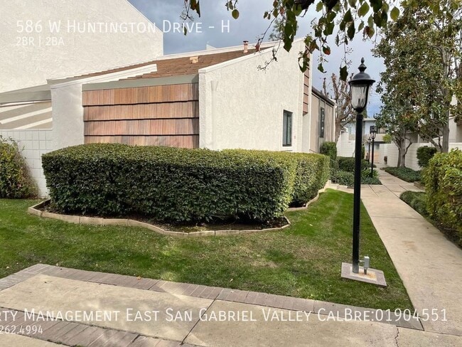 Building Photo - 586 W Huntington Dr