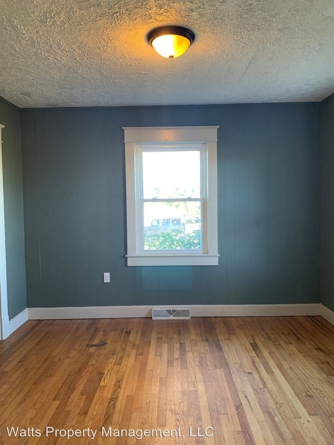 Building Photo - 3 br, 1.5 bath House - 3994 Wards Road