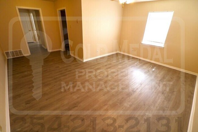 Foto del edificio - 1706 Cole St