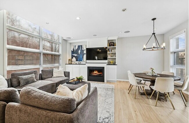 Foto del edificio - Comfortable Living in a Desirable Area