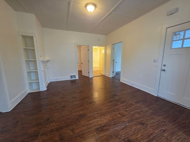 Building Photo - 54 Sprague Ave