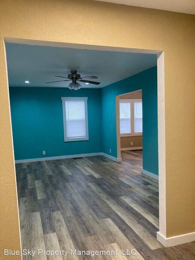 Foto del edificio - 4 br, 2 bath House - 801 W 5th St