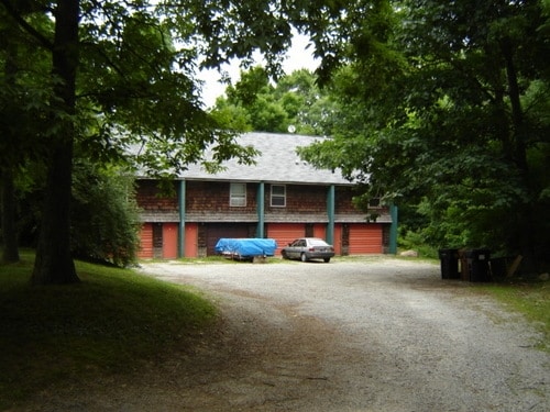 Building Photo - 1998 Hallsdale Rd